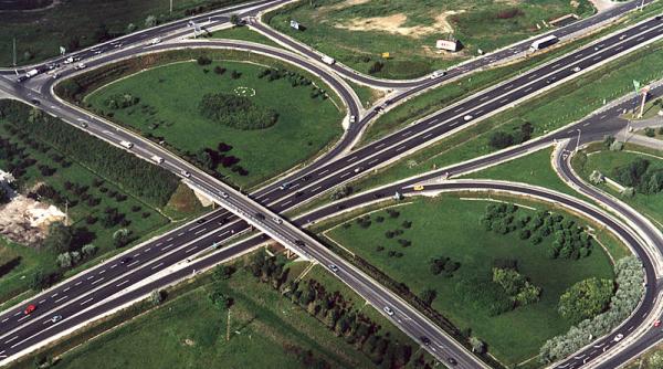 circulatia tir urilor mai mari de 7 5 t restrictionata in acest weekend in ungaria