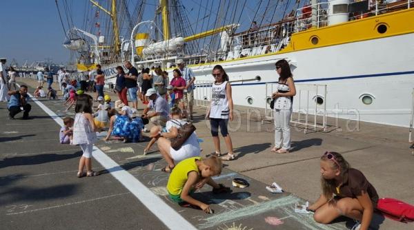 constantenii si turistii asteptati la evenimentele culturale si sportive dedicate zilei constantei