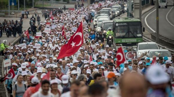 mii de manifestanti la istanbul in semn de sustinere a palestinienilor la apelul lui erdogan