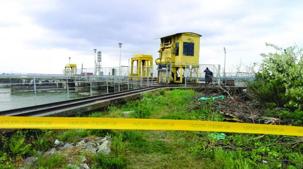 descoperire macabra intr un canal din savinesti