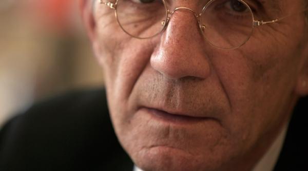 grecia inchisoare cu suspendare pentru trei barbati care au agresat primarul din salonic