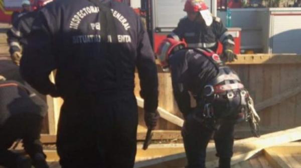 interventie dificila la braila trei persoane au cazut intr o statie de epurare