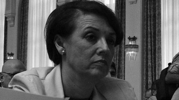 hildegard puwak a incetat din viata