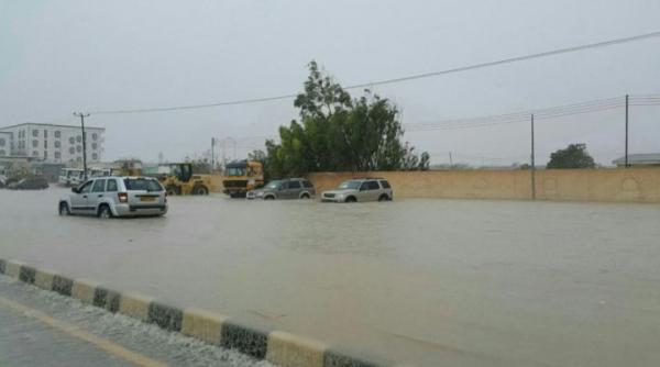 ciclonul mekunu a ucis doua persoane in oman