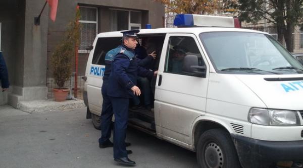 igpr aproape o tona de diverse produse de protectie a plantelor confiscate de politisti