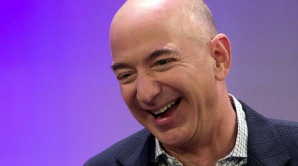 jeff bezos vrea sa si cheltuiasca averea pentru a parasi terra