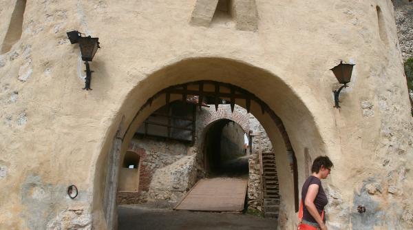 pe urmele istoriei medievale in romania de astazi