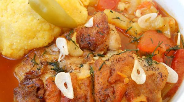 reteta zilei saramura de pui cu mamaliguta