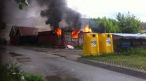 barbatul care a incendiat in 2016 doi oameni ai strazii ce ulterior au decedat condamnat la 22 de ani de inchisoare