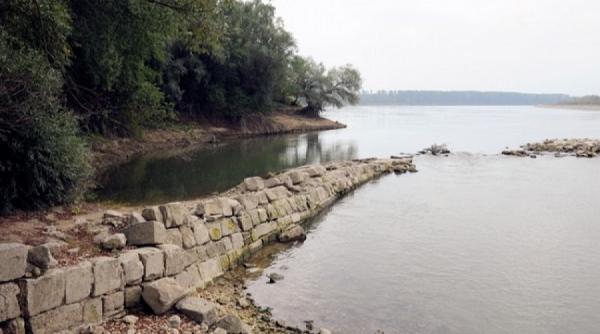 mitropolia vicinei misterul din adancuri