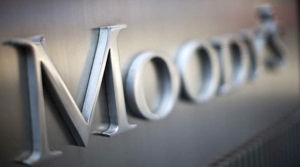 bancile italiene amenintate de moody s cu retrogradarea
