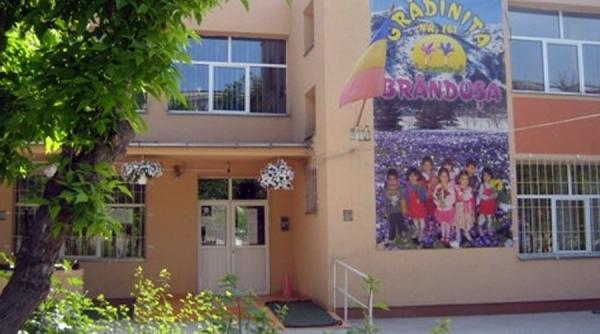 ancheta la gradinita brandusa din capitala dupa ce 10 copii au prezentat simptome de toxiinfectie aliemntara