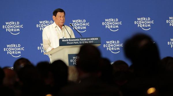 presedintele filipinelor l a trimis pe un expert onu la dracu