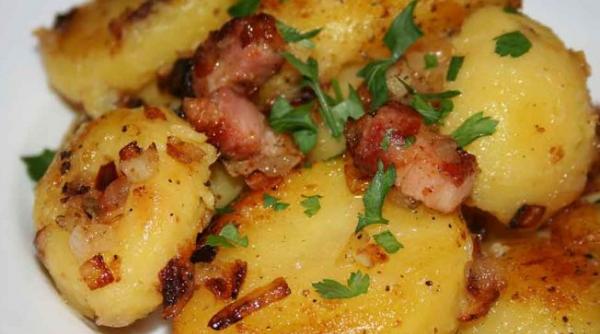 reteta zilei cartofi taranesti la tigaie