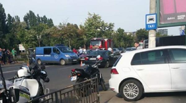 accident mortal pe splaiul independentei un motociclist a murit pentru ca un sofer a facut o manevra interzisa cand am vazut ca iese sangele