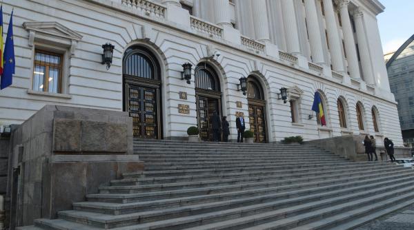 bnr contract de 308 000 lei pentru servicii de manipulare