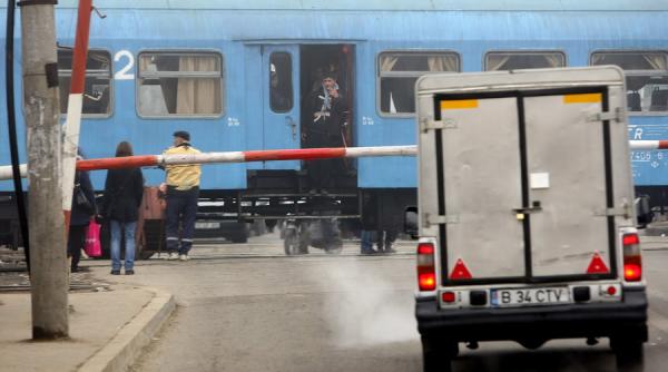 perchezitii la cfr calatori si la revizia de vagoane bucuresti grivita