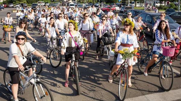 de sanziene ia romaneasca va fi sarbatorita pe biciclete