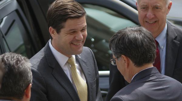 cu anticoruptia contra influentei ruse