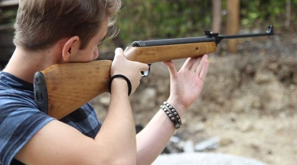 suedia focuri de arma la malmo cinci raniti