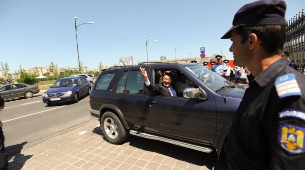 protest in fata parlamentului romaniei
