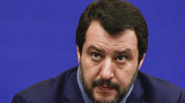 salvini spania ar trebui sa primeasca urmatoarele patru nave cu migranti