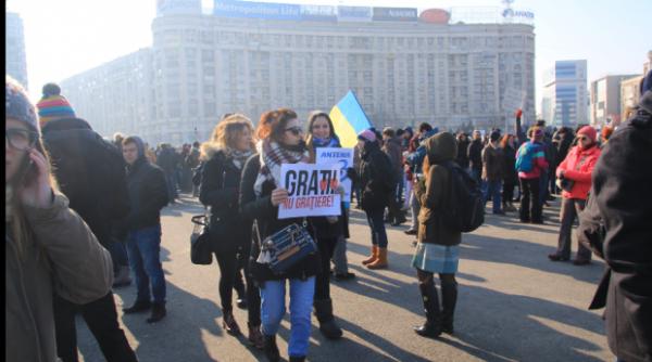 circulatia pe bd kiseleff a fost intrerupta numarul protestatarilor a ajuns la cateva mii
