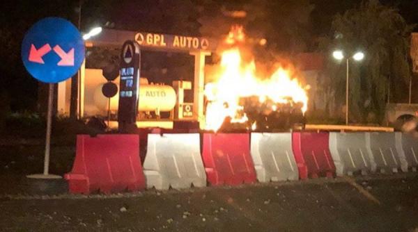 la un pas de o catastrofa un sofer beat s a rasturnat cu masina intr o statie gpl