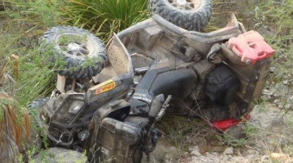 un barbat a murit dupa ce s a rasturnat cu un atv