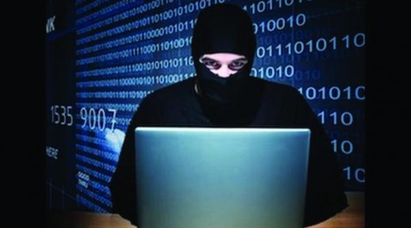 un barbat din capitala este cercetat pentru savarsirea unor infractiuni informatice la o banca