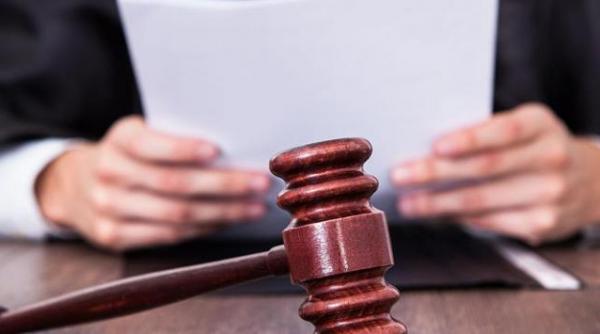 un octogenar fost sef al mafiei din new england gasit vinovat pentru o crima comisa in 1993