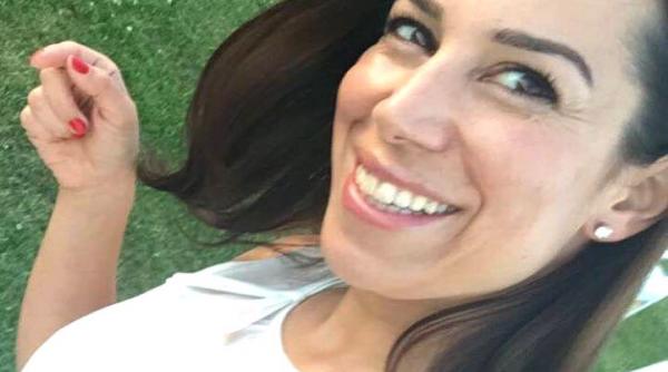 femeie eliberata din inchisoare pentru a putea sa si vada copiii