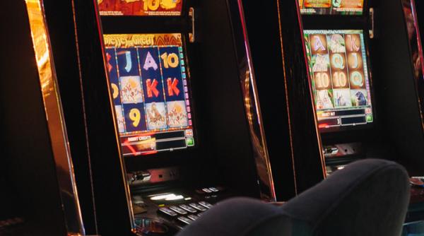 linie telefonica gratuita si psihologi pentru impatimitii jocurilor de noroc