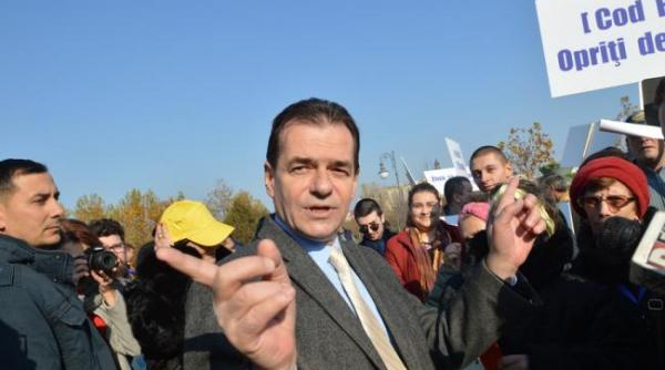 ludovic orban si dan barna la protestul impotriva guvernului