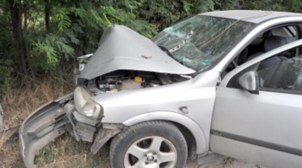 un sofer beat a iesit cu masina in decor pe drumul dintre 2 mai si vama veche