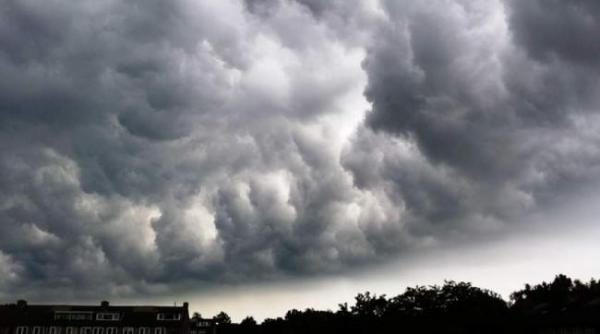 cod galben si cod portocaliu de instabilitate atmosferica in judete din zona moldovei