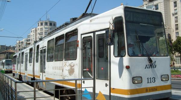 statiile de tramvai de pe ruta iancului pantelimon au fost dotate cu panouri electronice de informare