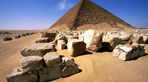 antichitati ascunse in timpul celui de al doilea razboi mondial descoperite in egipt