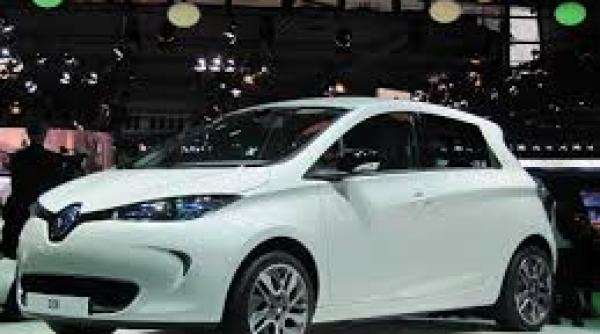 renault va lansa in septembrie propriul sau serviciu de car sharing la paris