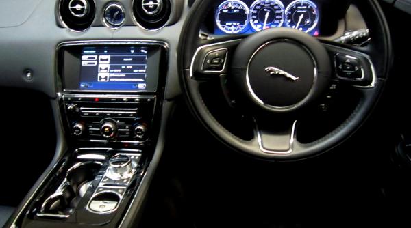 jaguar avertizeaza ca investitiile sale in marea britanie sunt in pericol in cazul unui brexit dur