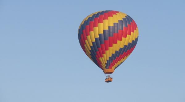 plantatie de marijuana descoperita in germania de un barbat aflat intr un balon cu aer cald