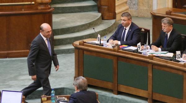basescu iohannis a ales corect in cazul kovesi e de vazut daca va fi aplicata si decizia ccr de reducere a parlamentarilor