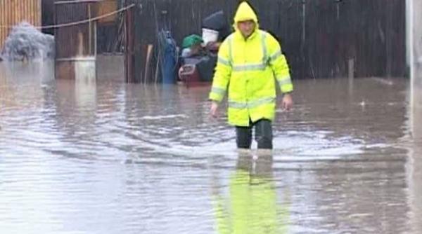 cod portocaliu de inundatii pe rauri din judetele botosani si iasi