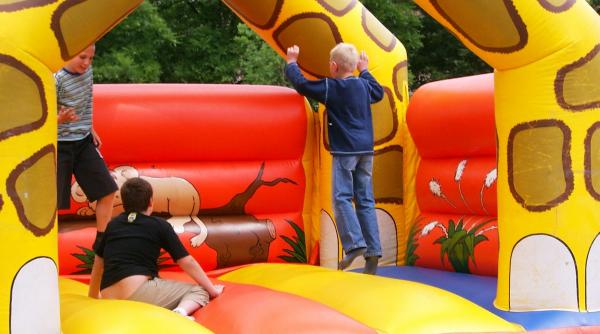 moda zilelor de nastere la copilodrom