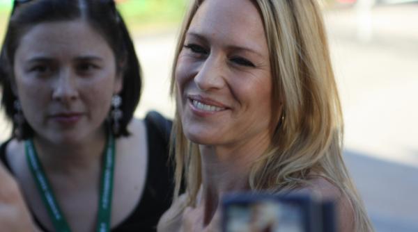 robin wright vorbeste pentru prima data public despre kevin spacey