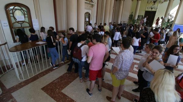 umf primeste 1 400 de boboci