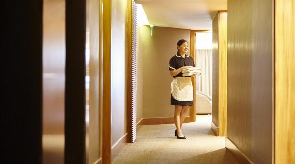 doctor nevoit sa se prezinte in fata tribunalului dupa ce a hartuit sexual o menajera