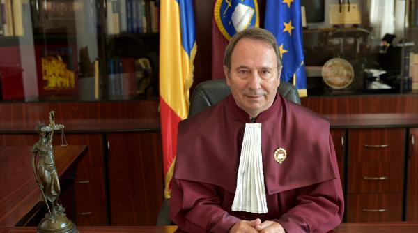 curtea se opune dezlegarii la traseism pentru alesii locali