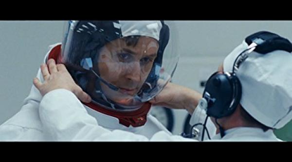 filmul first man in regia lui damian chazelle va deschide in acest an festivalul de film de la venetia