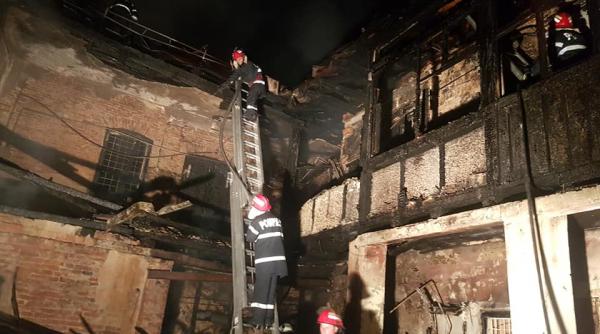 incendiu la o casa din centrul vechi al craiovei